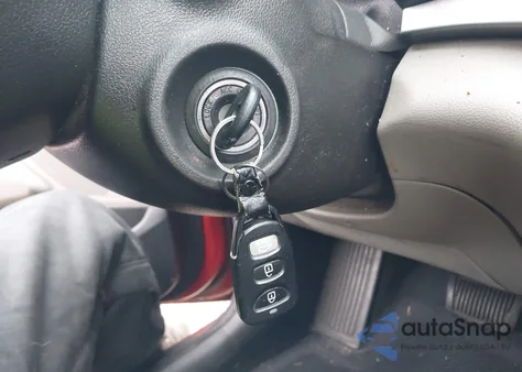 2017 Hyundai Elantra Se from USA, damaged, VIN 5NPD74LF0HH096702